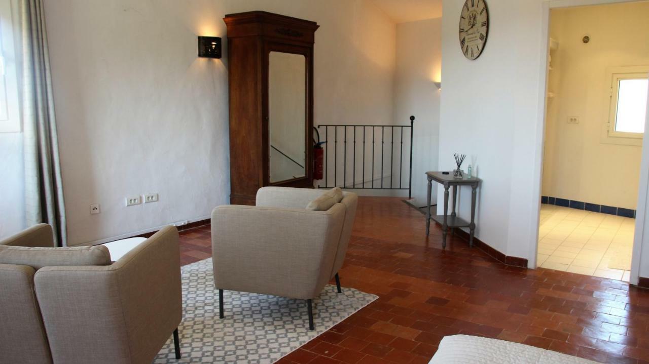 Le Clos Du Patre Caromb Екстериор снимка